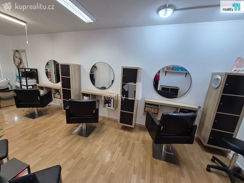 Pronájem  obchodních prostor 65 m^2 Moskevská, Liberec 