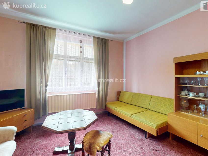 Prodej  rodinného domu 170 m^2 Petrohrad, Petrohrad 