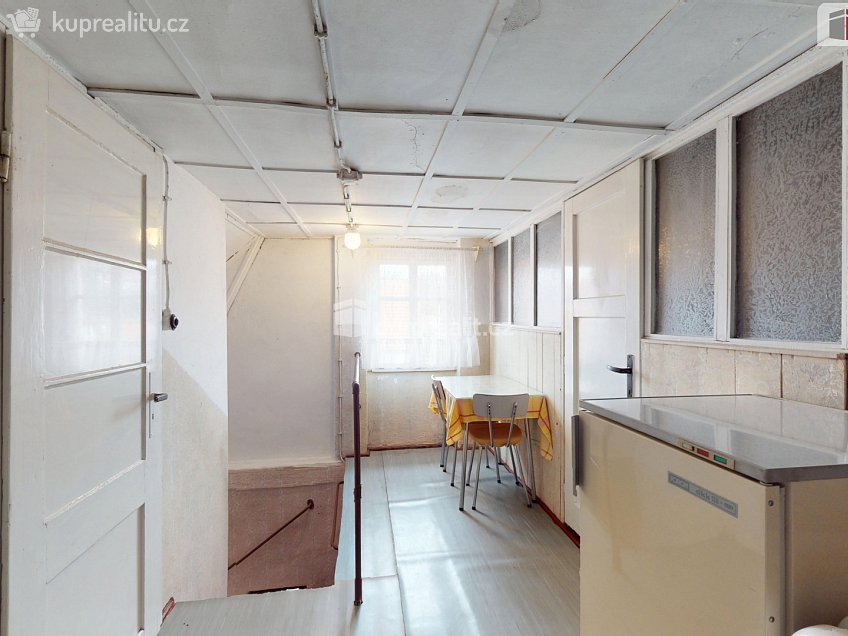 Prodej  rodinného domu 170 m^2 Petrohrad, Petrohrad 