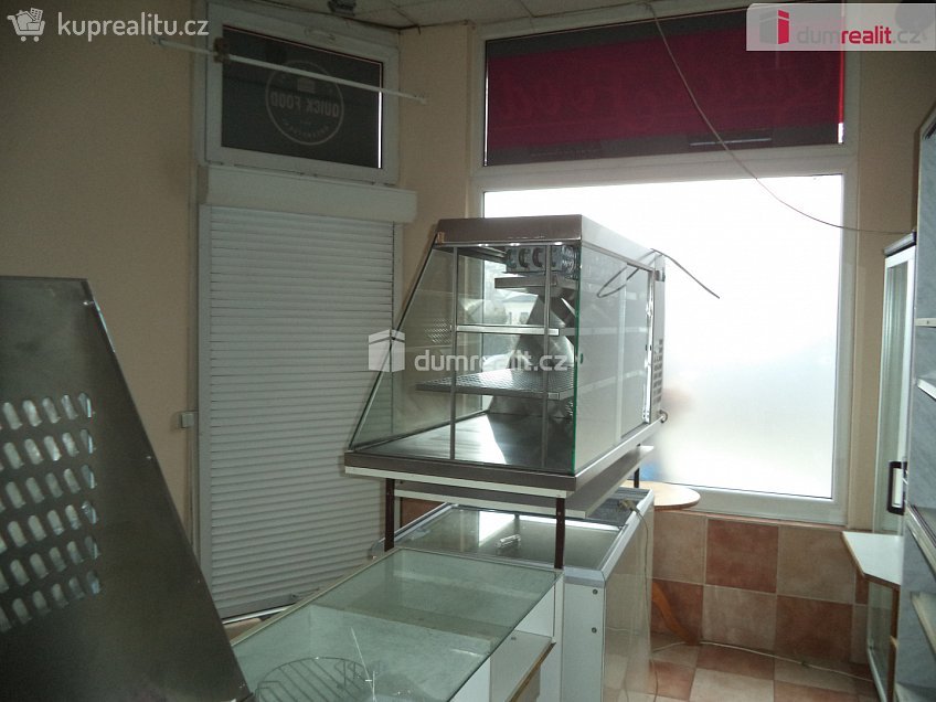 Pronájem  obchodních prostor 40 m^2 Mjr. Nováka, Ostrava 
