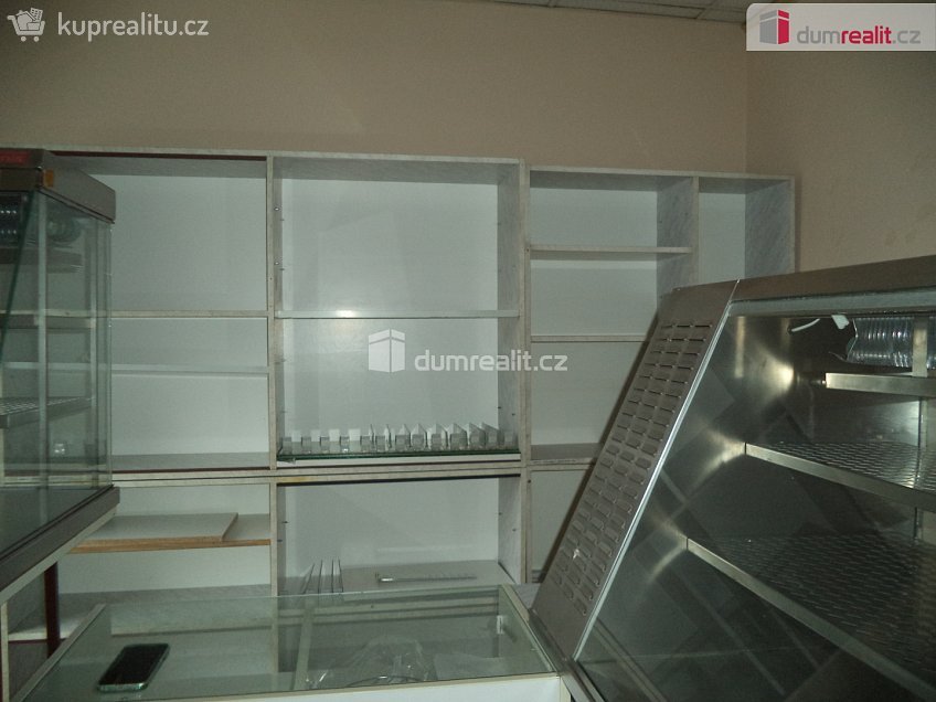 Pronájem  obchodních prostor 40 m^2 Mjr. Nováka, Ostrava 