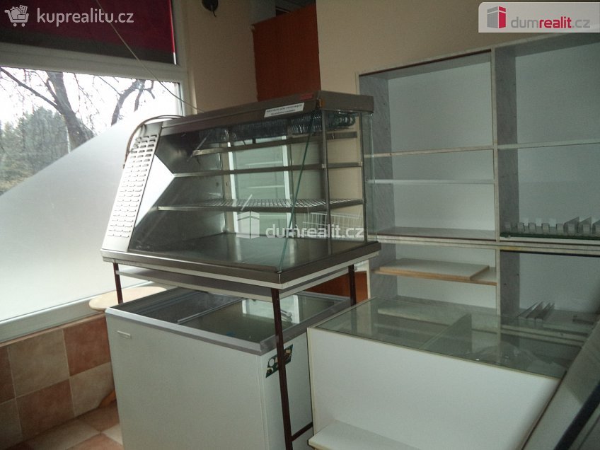 Pronájem  obchodních prostor 40 m^2 Mjr. Nováka, Ostrava 