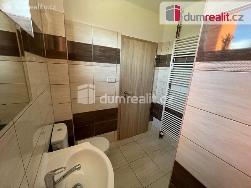 Pronájem bytu 1+kk 25 m^2 Oblouková, Opava 