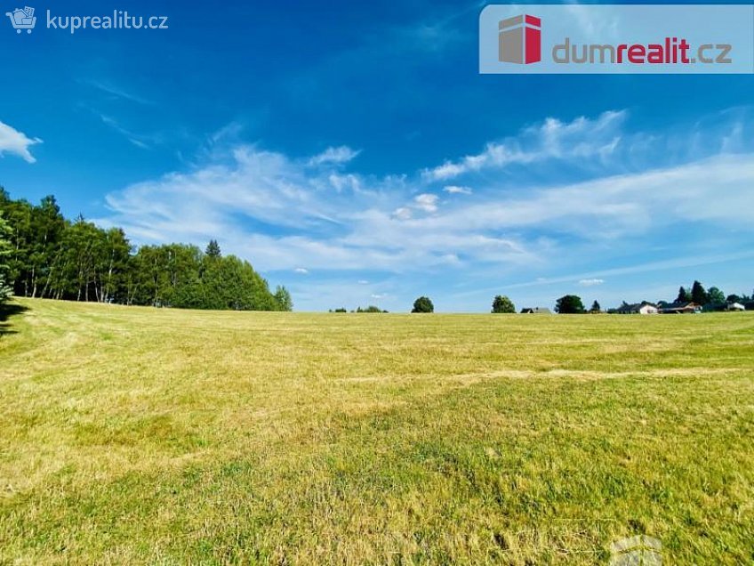 Prodej  stavebního pozemku 1469 m^2 Tři Sekery, Tři Sekery 