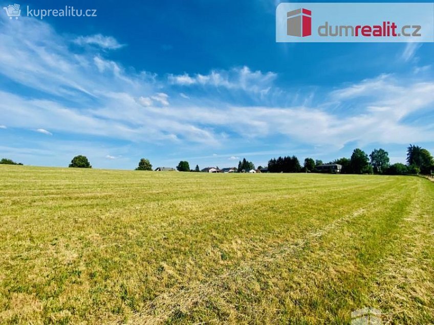 Prodej  stavebního pozemku 1469 m^2 Tři Sekery, Tři Sekery 