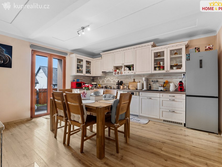 Prodej  rodinného domu 258 m^2 Bálkovická, Poříčí nad Sázavou 