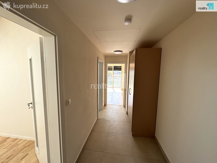 Pronájem bytu 2+kk 54 m^2 Pražská, Dobřichovice 