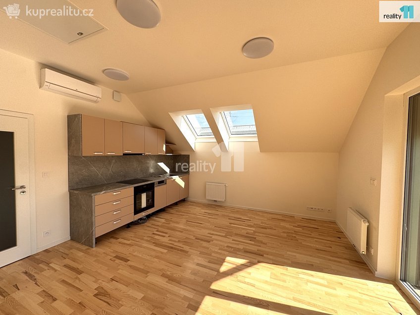 Pronájem bytu 2+kk 54 m^2 Pražská, Dobřichovice 