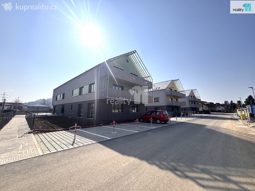 Pronájem bytu 2+kk 54 m^2 Pražská, Dobřichovice 