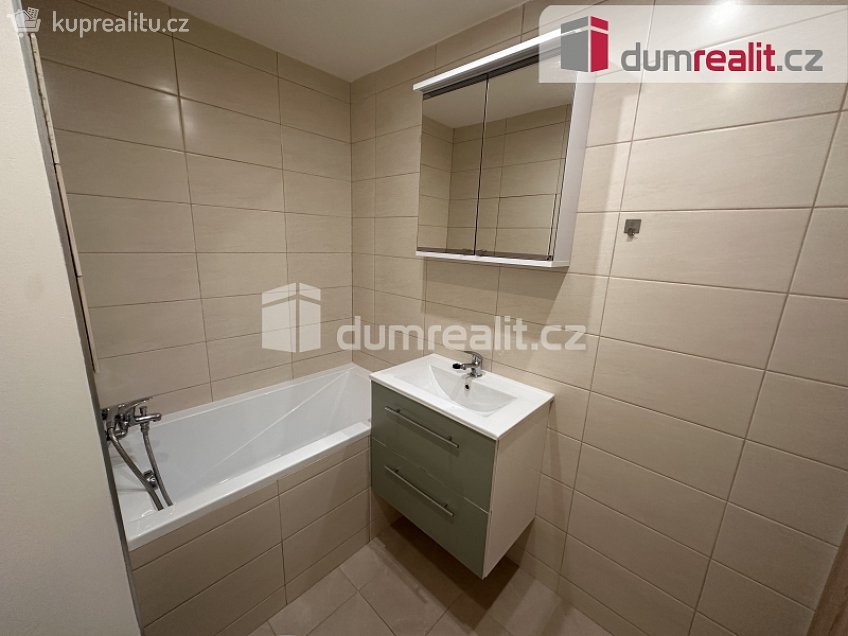 Pronájem bytu 1+1 36 m^2 Větrná, Ústí nad Labem 