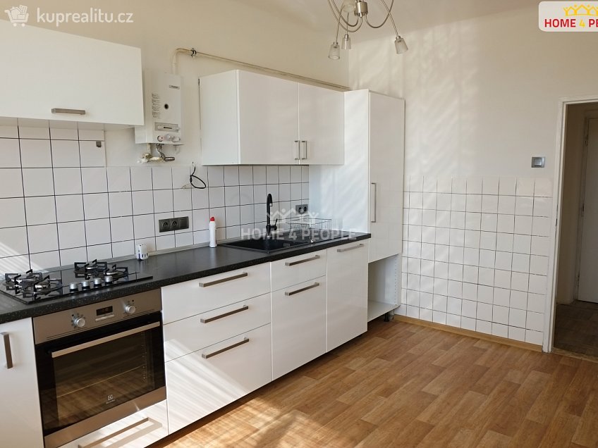 Pronájem bytu 2+1 78 m^2 Skácelova, Brno 