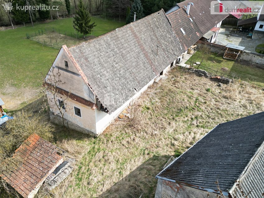 Prodej  stavebního pozemku 837 m^2 Bernartice, Bernartice 