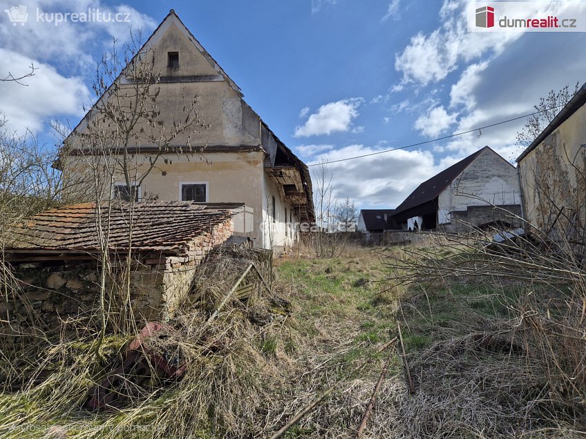 Prodej  stavebního pozemku 837 m^2 Bernartice, Bernartice 