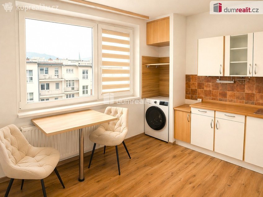 Pronájem bytu 1+1 32 m^2 Potoky, Zlín 