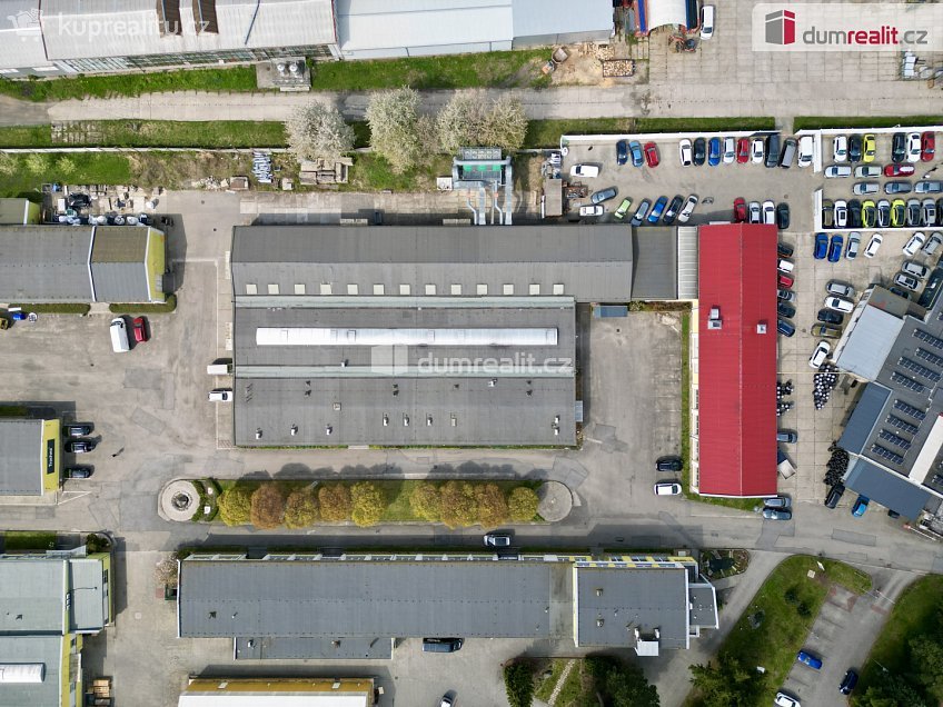 Pronájem  výrobních prostor 180 m^2 Tovární, Holešov 