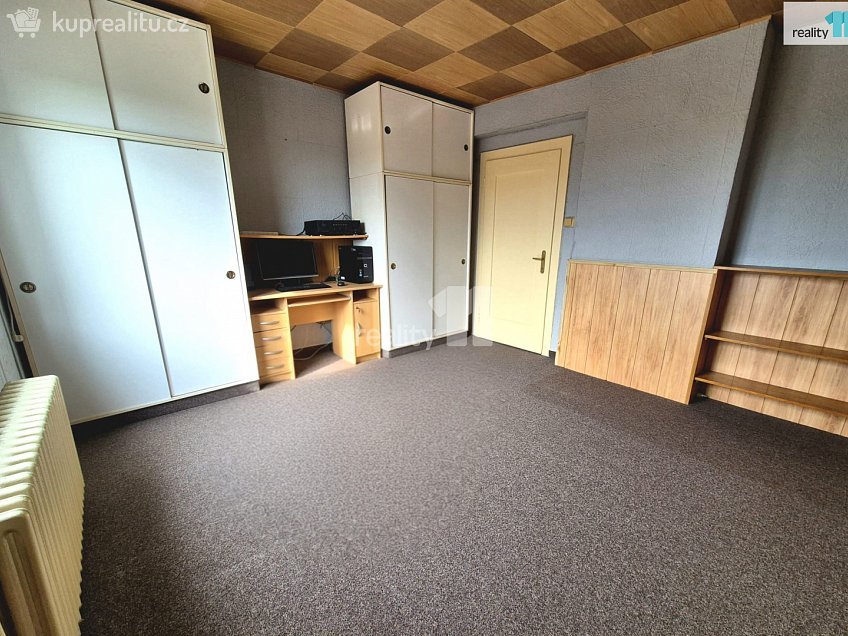 Prodej  rodinného domu 75 m^2 Poděbradova, Aš 