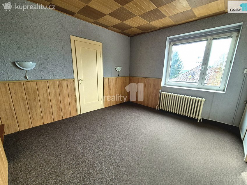 Prodej  rodinného domu 75 m^2 Poděbradova, Aš 