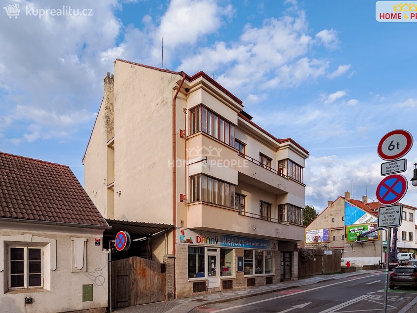 Prodej  obchodních prostor 60 m^2 Olivova, Říčany 