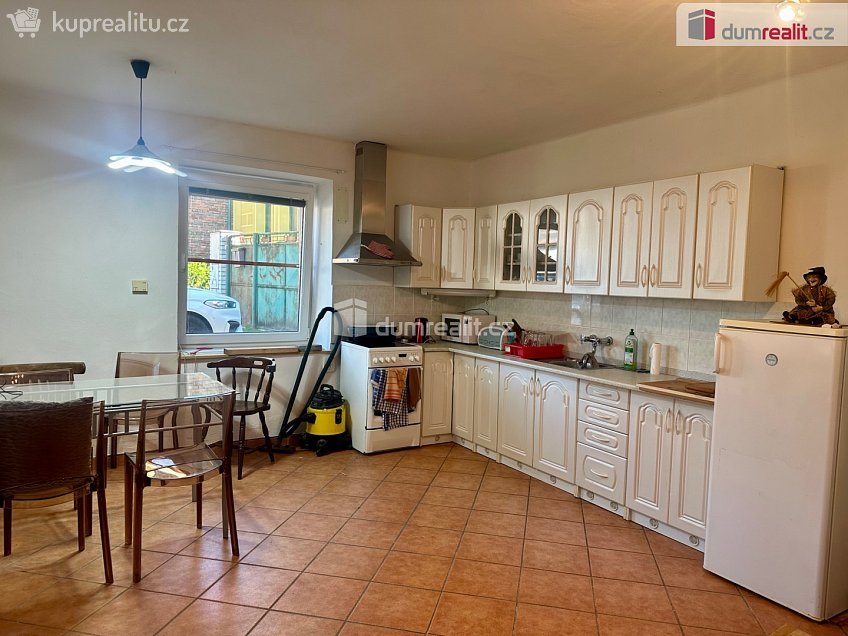 Pronájem  rodinného domu 75 m^2 Polní Chrčice, Polní Chrčice 