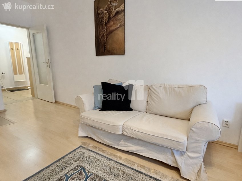 Pronájem bytu 1+kk 49 m^2 Pod Bohdalcem I, Praha 10 