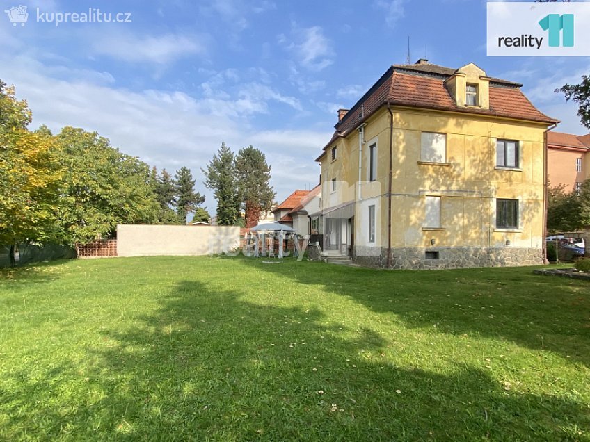 Pronájem bytu 1+1 35 m^2 Palackého, Dobřany 