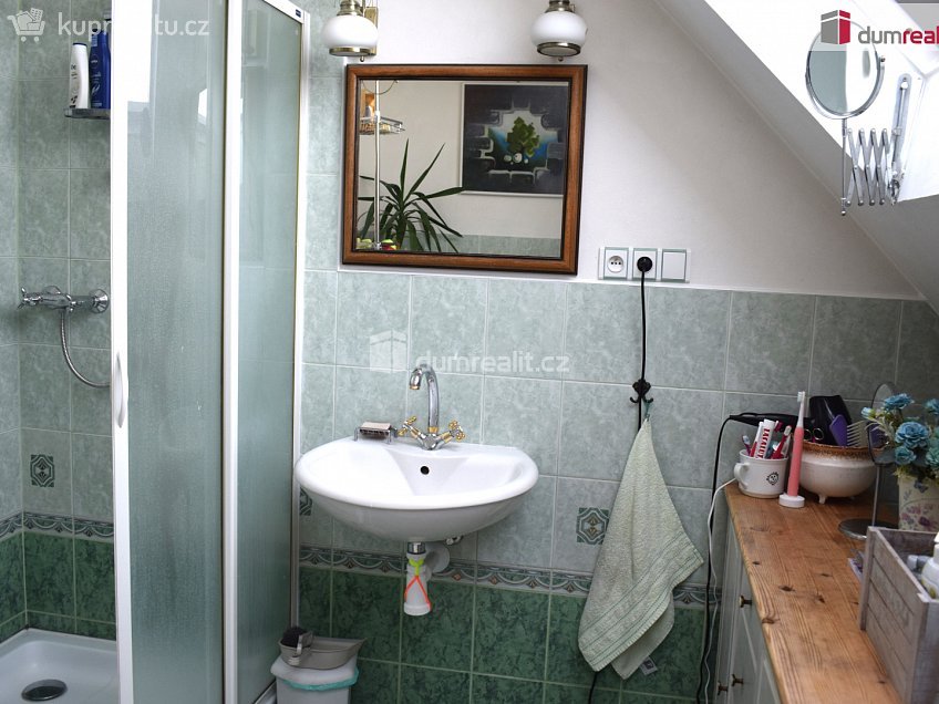 Prodej  rodinného domu 952 m^2 Žďár, Žďár 