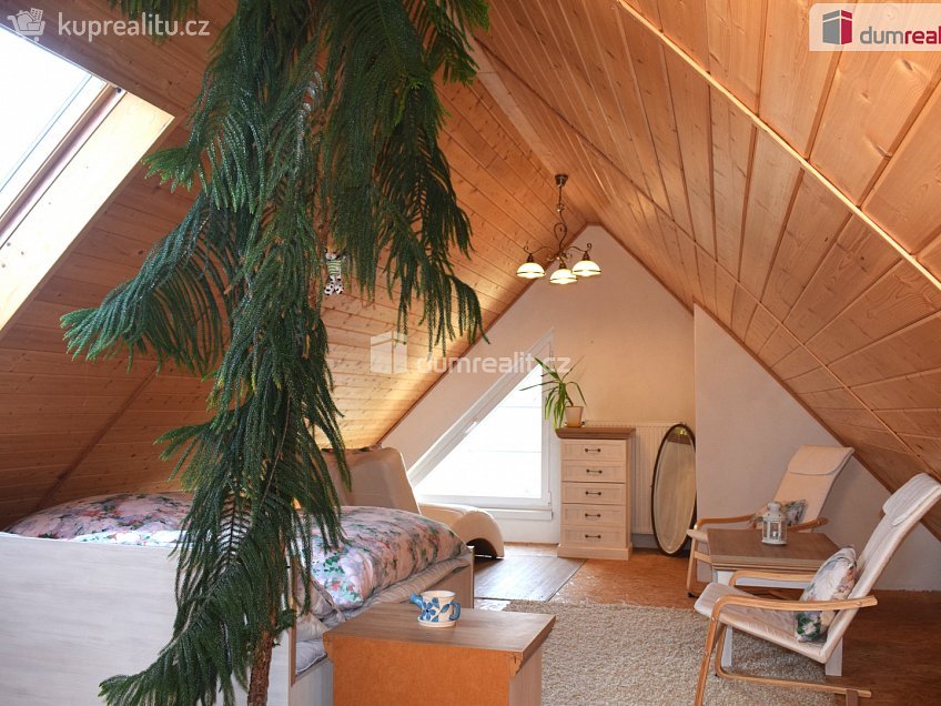 Prodej  rodinného domu 952 m^2 Žďár, Žďár 