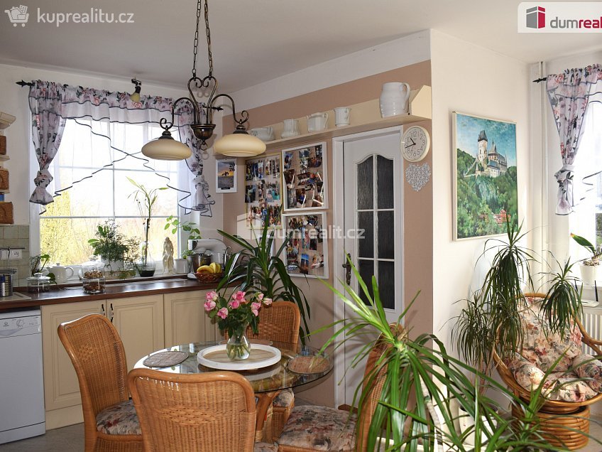 Prodej  rodinného domu 952 m^2 Žďár, Žďár 