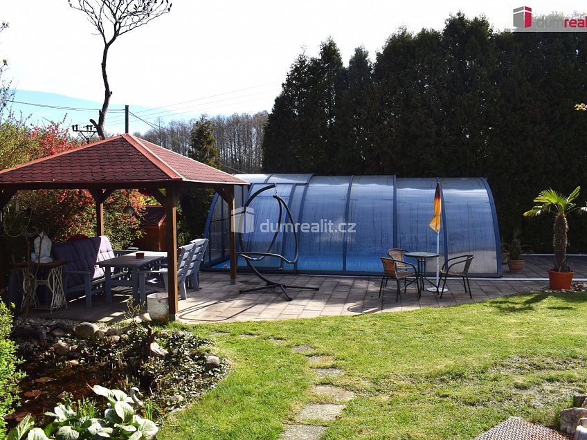 Prodej  rodinného domu 952 m^2 Žďár, Žďár 