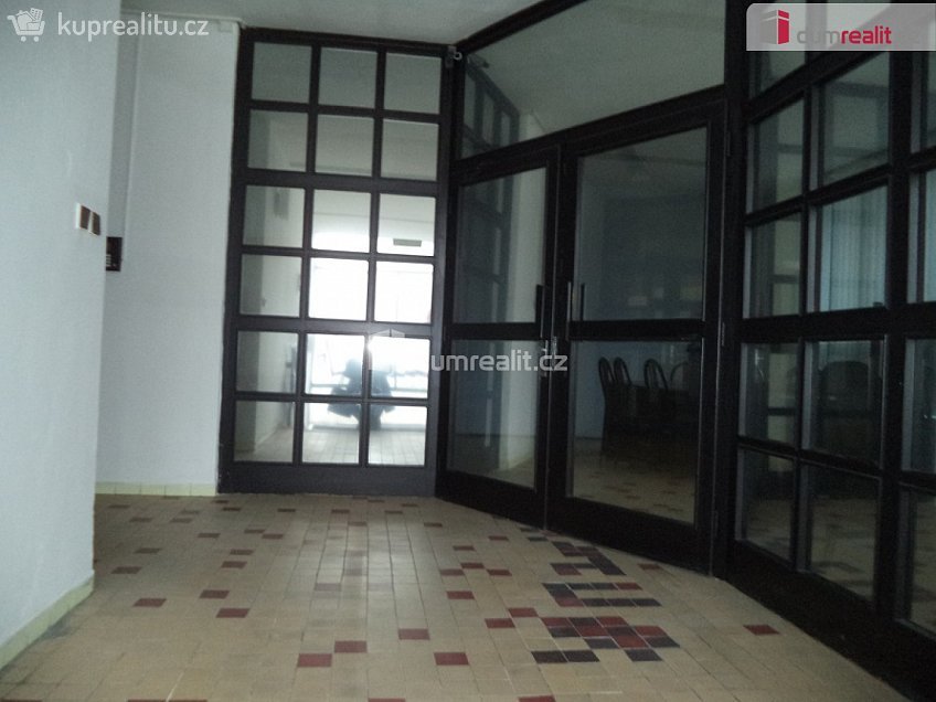 Pronájem  kanceláře 15 m^2 1. máje, Frýdek-Místek 