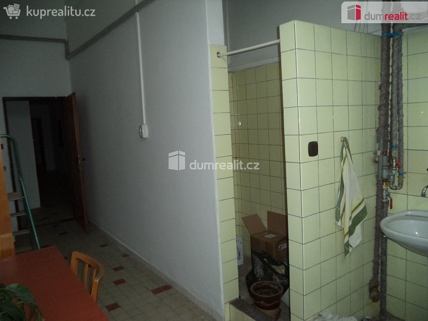 Pronájem  kanceláře 15 m^2 1. máje, Frýdek-Místek 