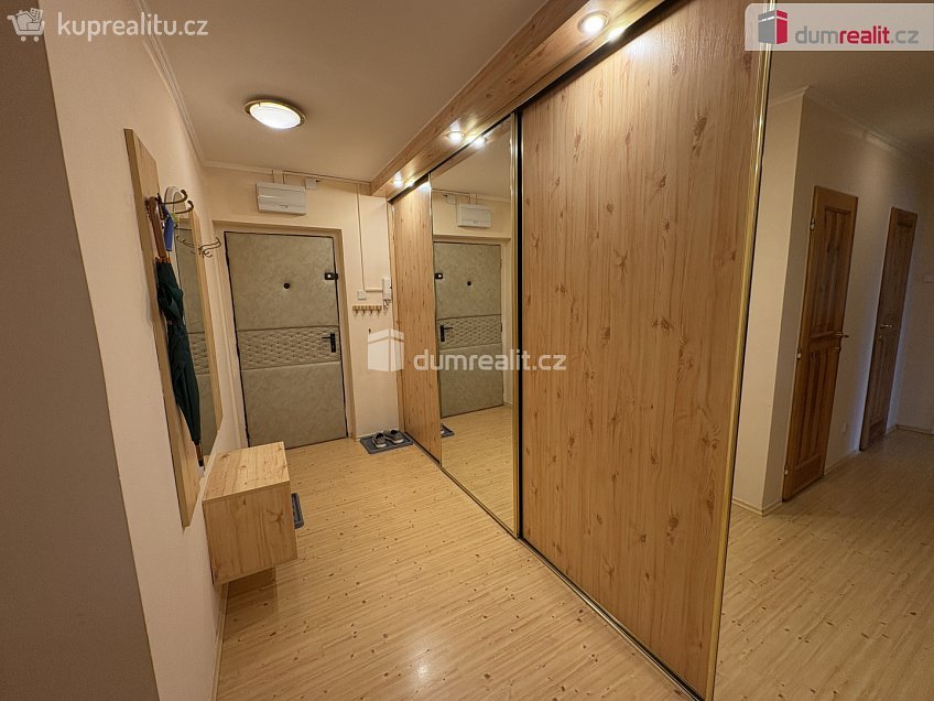 Pronájem bytu 3+1 78 m^2 Čechovská, Příbram 