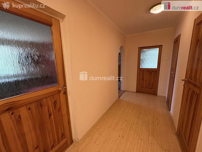 Pronájem bytu 3+1 78 m^2 Čechovská, Příbram 