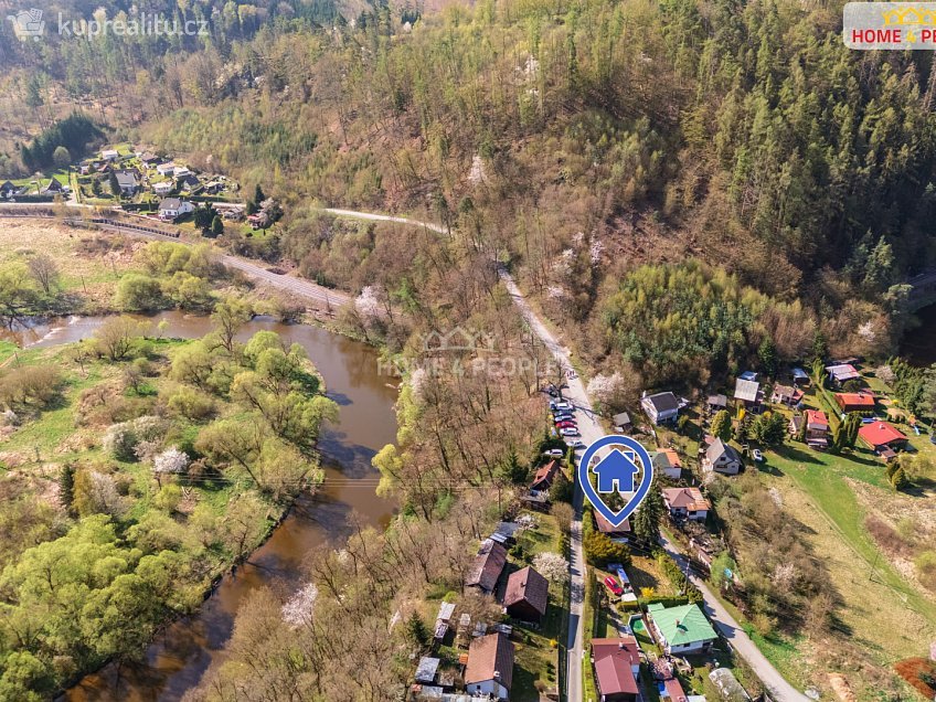 Prodej  chaty 36 m^2 Samopše, Samopše 