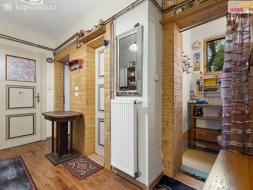 Pronájem bytu 2+1 52 m^2 Veletržní, Praha 7 