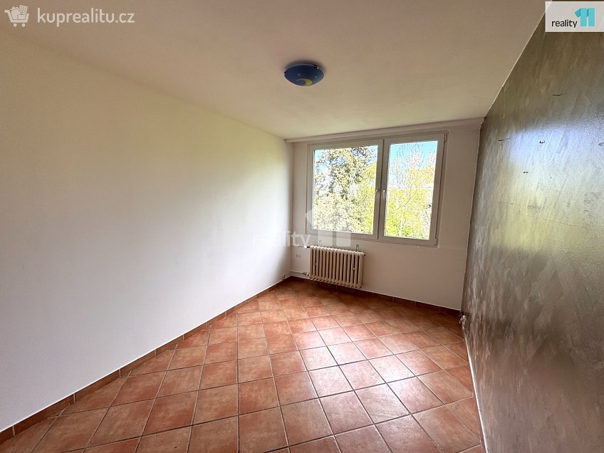 Pronájem bytu 3+kk 75 m^2 Vavřenova, Praha 4 