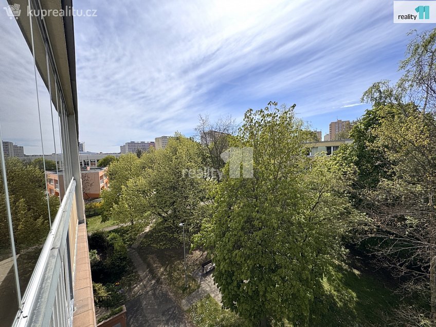 Pronájem bytu 3+kk 75 m^2 Vavřenova, Praha 4 