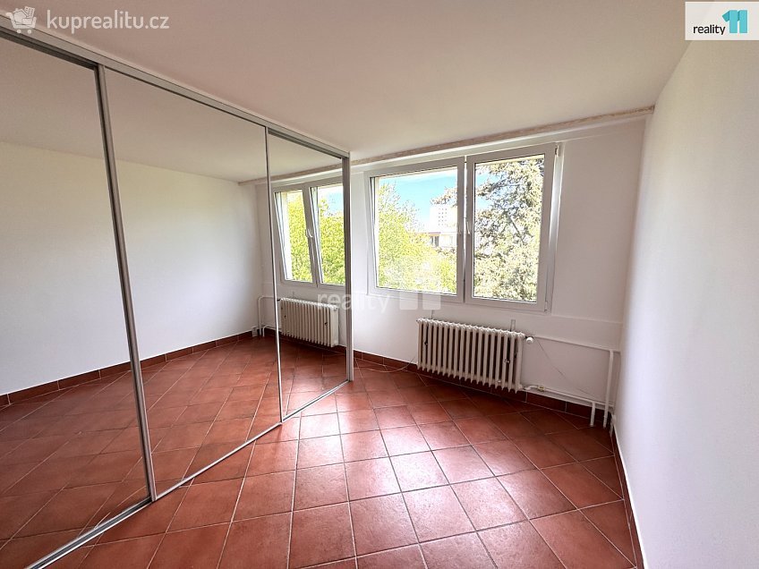 Pronájem bytu 3+kk 75 m^2 Vavřenova, Praha 4 