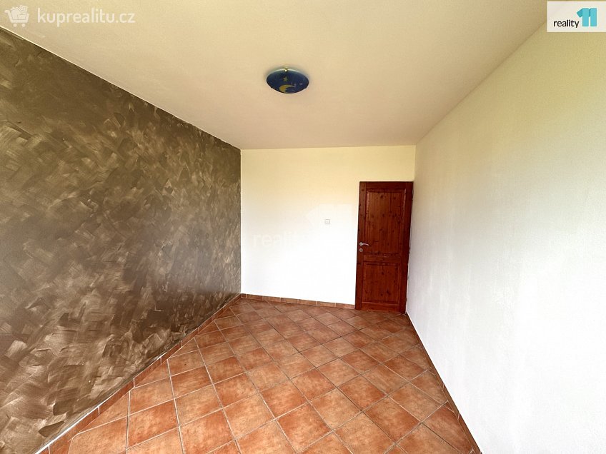 Pronájem bytu 3+kk 75 m^2 Vavřenova, Praha 4 