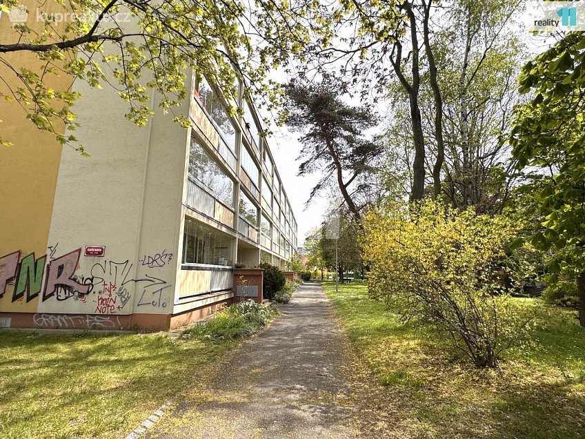 Pronájem bytu 3+kk 75 m^2 Vavřenova, Praha 4 