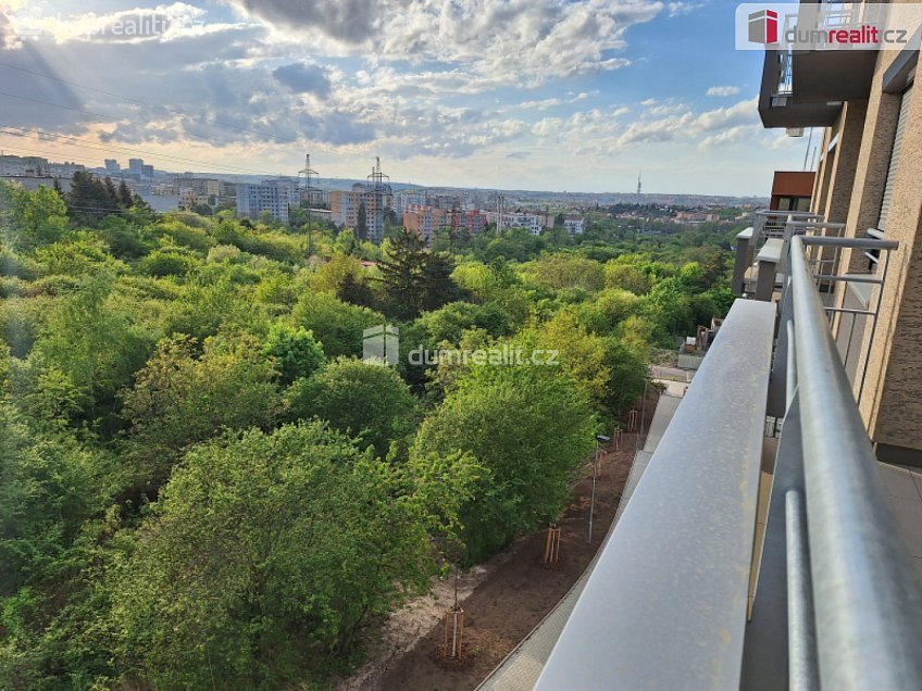 Pronájem bytu 2+kk 59 m^2 Měchnovská, Praha 11 