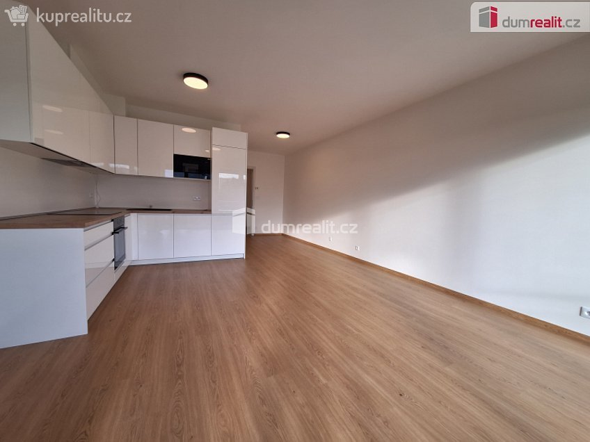 Pronájem bytu 2+kk 59 m^2 Měchnovská, Praha 11 