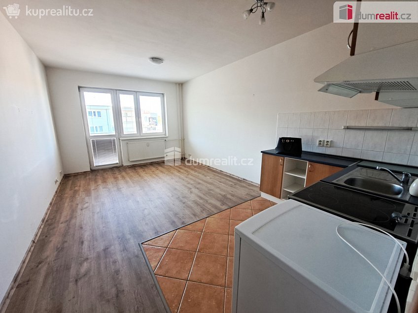 Pronájem bytu 1+kk 34 m^2 Baráčnická, Ústí nad Labem 