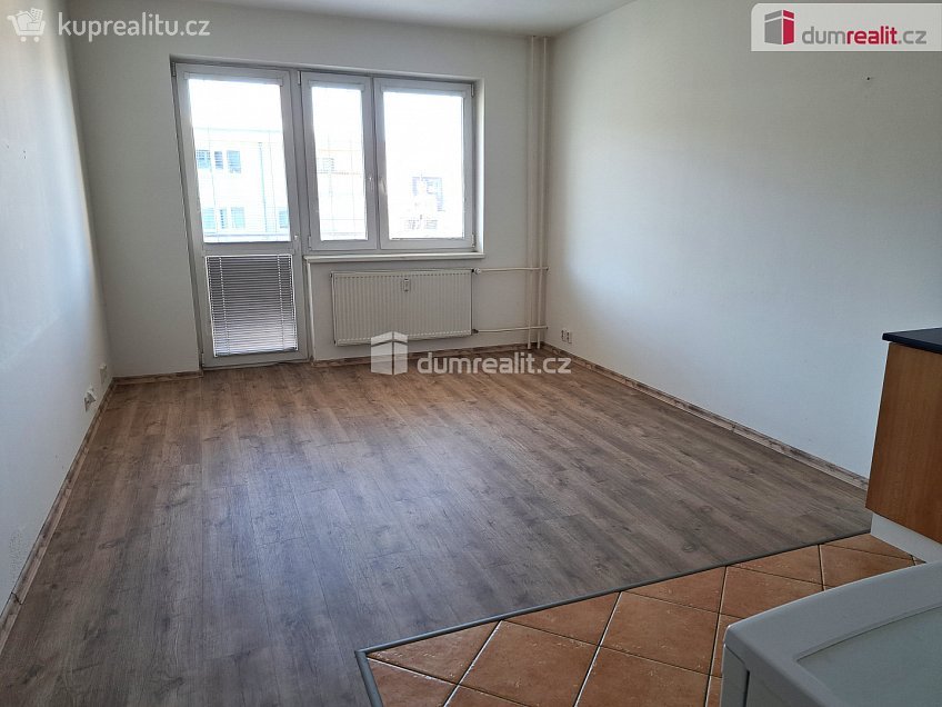 Pronájem bytu 1+kk 34 m^2 Baráčnická, Ústí nad Labem 