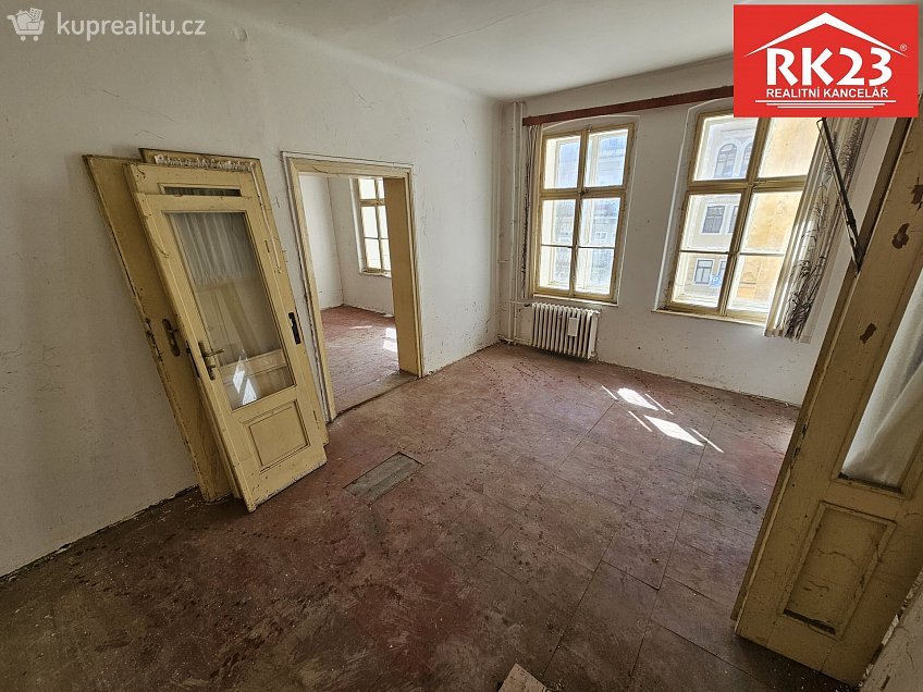 Prodej bytu 4+1 110 m^2 Mladějovského 675, Mariánské Lázně 