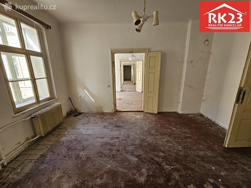 Prodej bytu 4+1 110 m^2 Mladějovského 675, Mariánské Lázně 