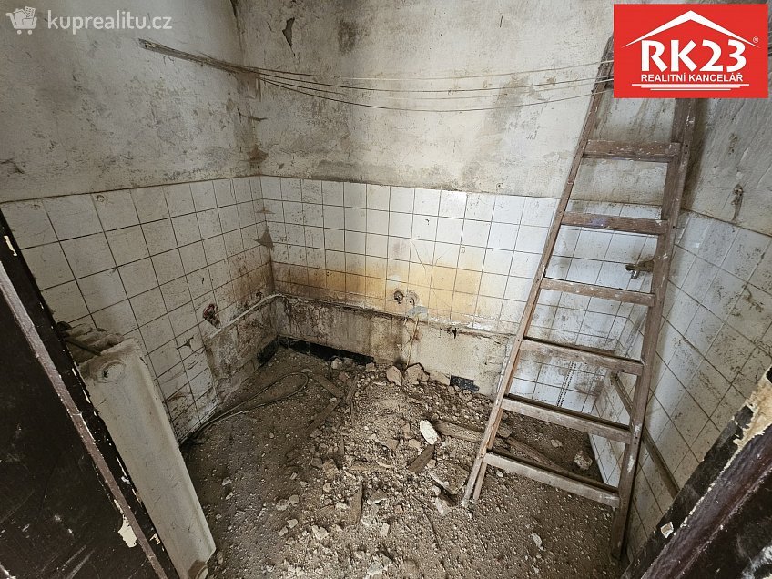 Prodej bytu 4+1 110 m^2 Mladějovského 675, Mariánské Lázně 