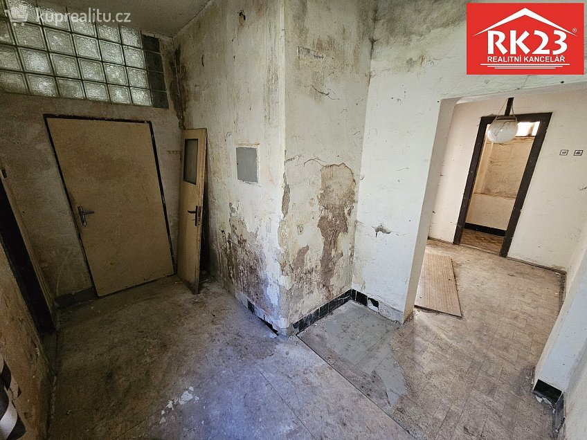 Prodej bytu 4+1 110 m^2 Mladějovského 675, Mariánské Lázně 