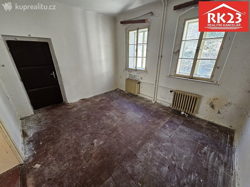 Prodej bytu 4+1 110 m^2 Mladějovského 675, Mariánské Lázně 