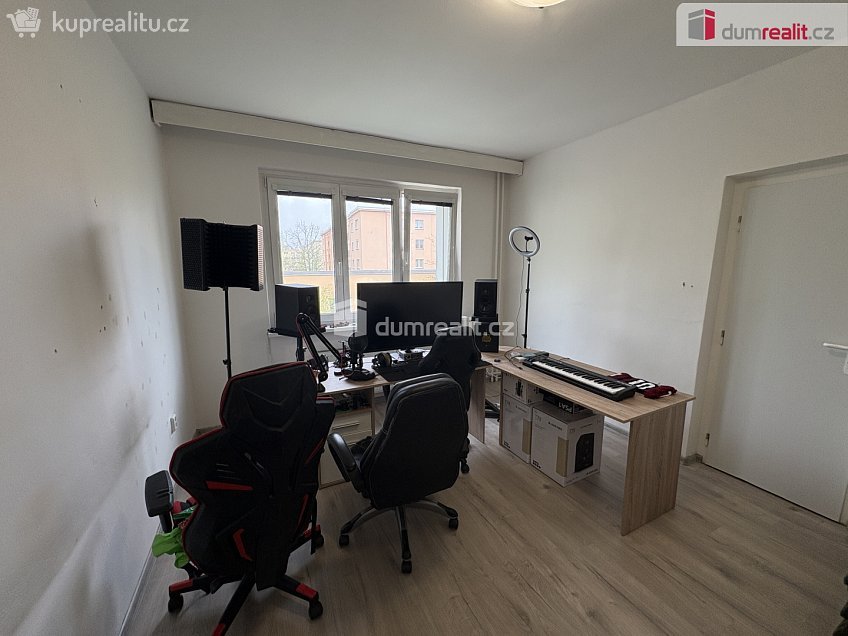 Pronájem bytu 2+1 57 m^2 Antala Staška, Praha 4 